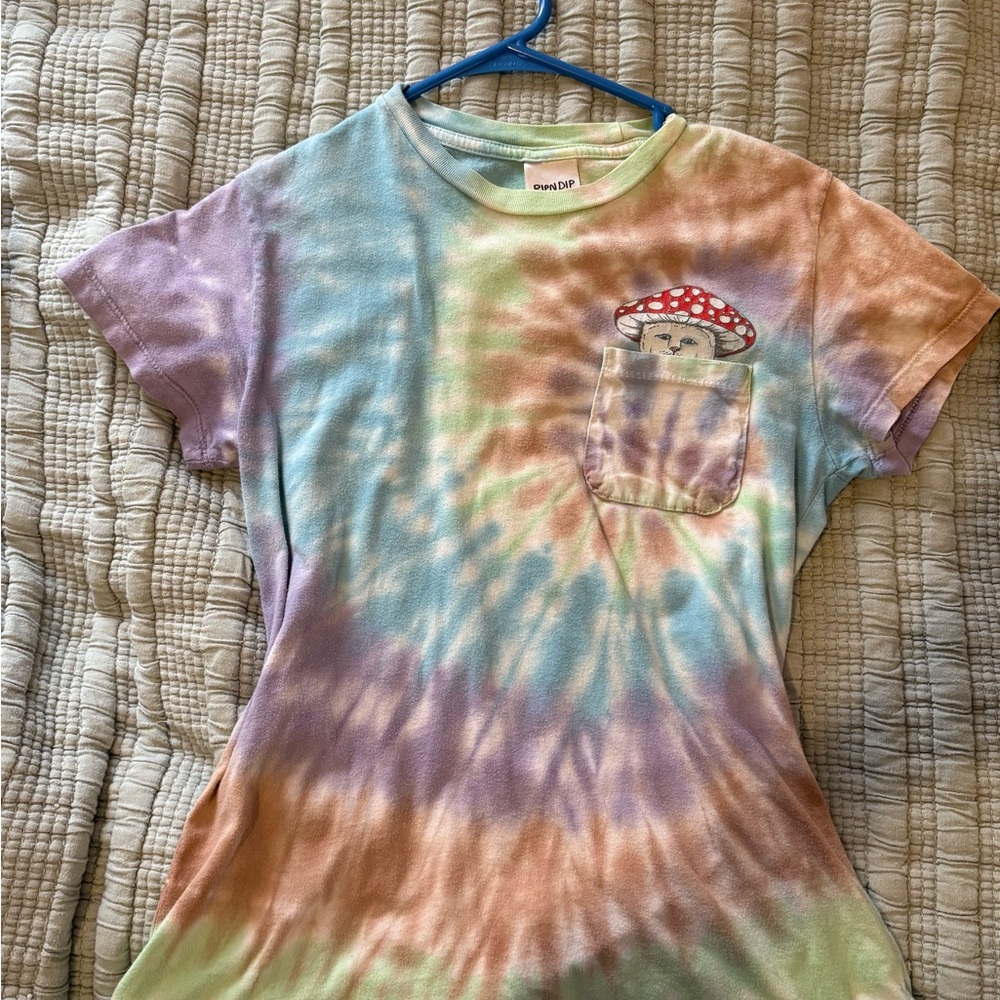 Tie-Dye women’s Shirt with cat Mushroom Pocket